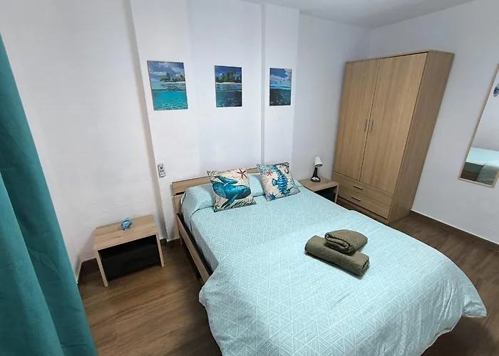 Sunny Flat With Huge Terrace! Close Downtown!