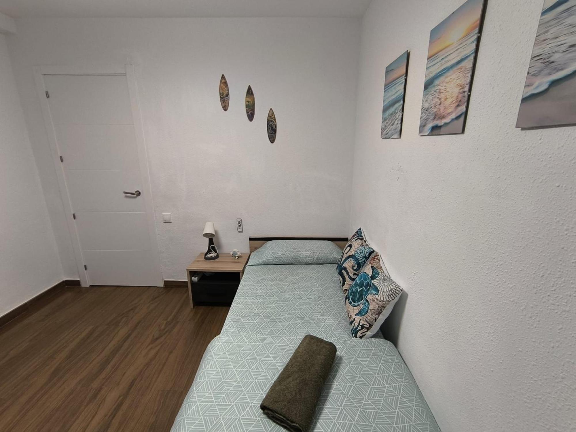 Sunny Flat With Huge Terrace! Close Downtown! Appartement